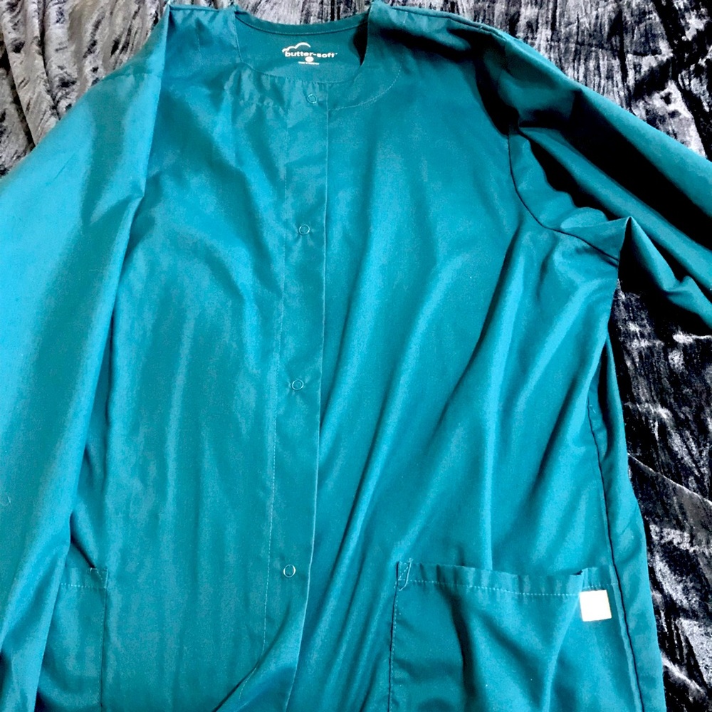 Scrub jacket